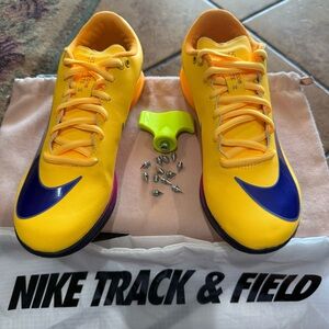 Nike Triple Jump Elite 3
Track & Field Jumping Spikes